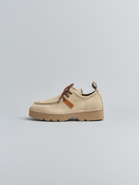 SCHNÜRSCHUH FÜR DAMEN P009 AUS WILDLEDER MIT FUTTER AUS MIKROFASER SAND