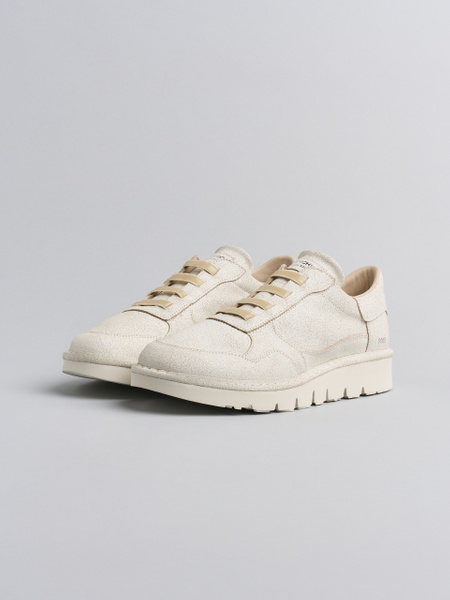 SLIP-ON HOMBRE P005 DE ANTE CRAQUELADO MARFIL