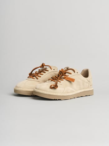 P011 scarpa allacciata donna Panchic in camoscio sabbia