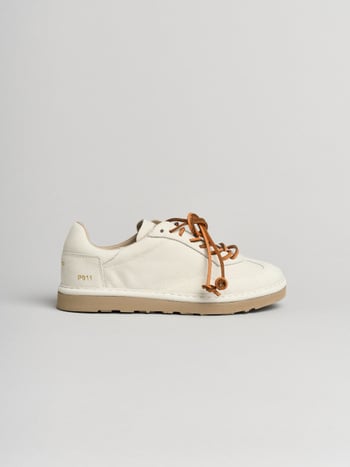 P011 scarpa allacciata donna Panchic in nabuk avorio