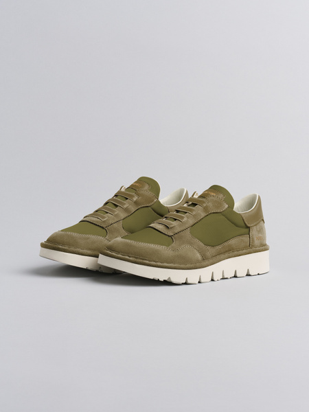 SLIP-ON HOMBRE P005 DE NAILON Y ANTE VERDE MILITAR-ACEITUNA