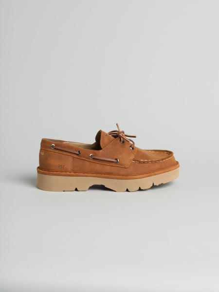P019 scarpa allacciata uomo reef Panchic in camoscio cerato foderata in microfibra cognac